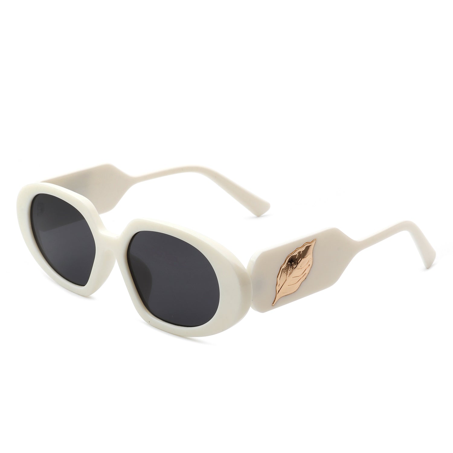 White medusa 2024 biggie sunglasses